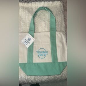 Viral Trader Joes Pastel Mini Tote (Green)